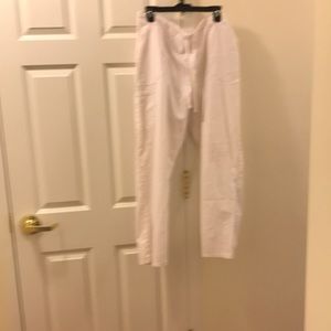 ScrubStar white woman’s Scrub pants.